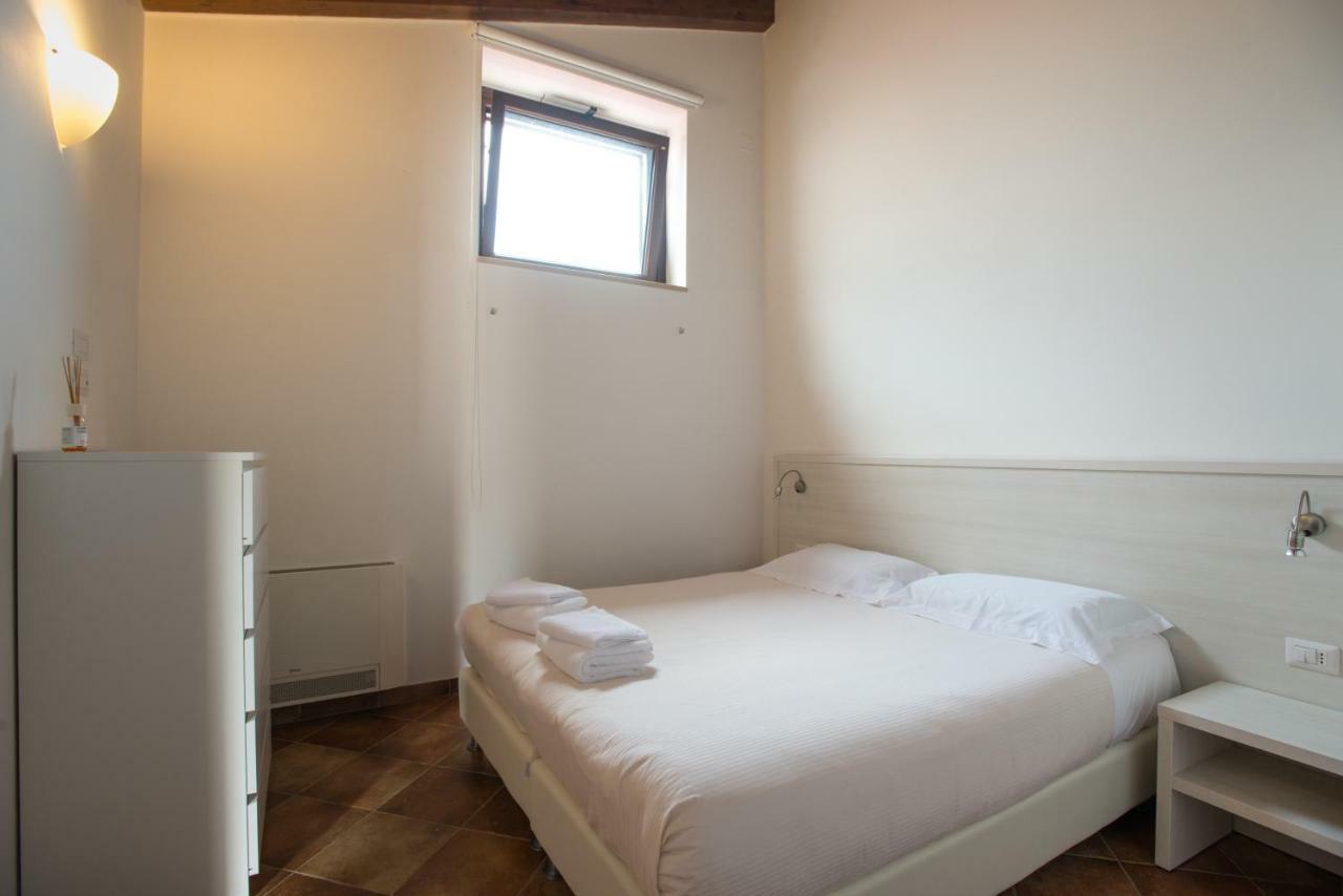 Tenute D'Onghia Gioia Del Colle Buitenkant foto
